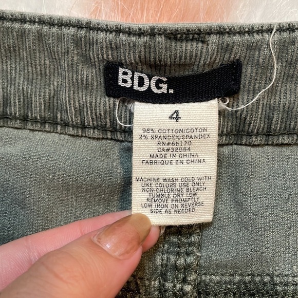 Bdg‎ Corduroy Mini Jean Skirt - Picture 4 of 6